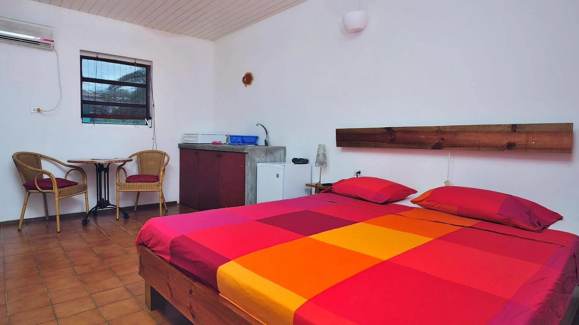 The Dive Hut - Boutique Apartments Kralendijk  2*, Kralendijk (Bonaire) Bonaire, Saint Eustatius and Saba