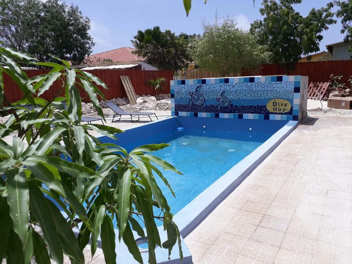 The Dive Hut - Boutique Apartments Kralendijk